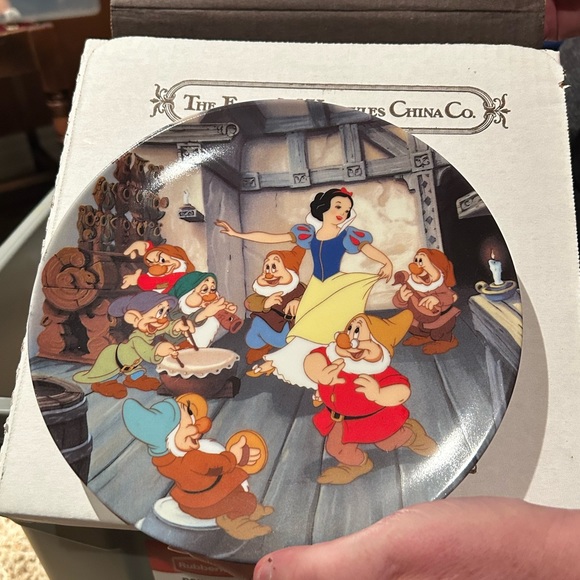 Disney Snow White decor plate - Picture 1 of 6